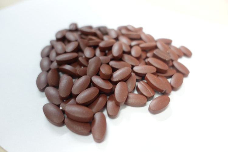 عوامل الطلاء المشتركة المستخدمة في حبوب البن