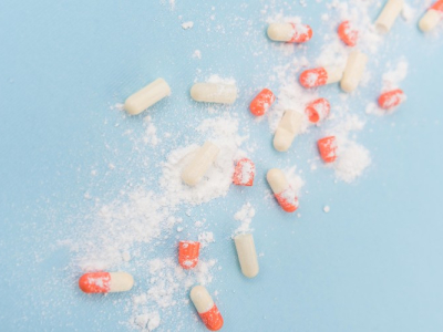 هل تتعاطى حبوبًا تحتوي على السليلوز الجريزوفولفين؟ فكّر مرة أخرى